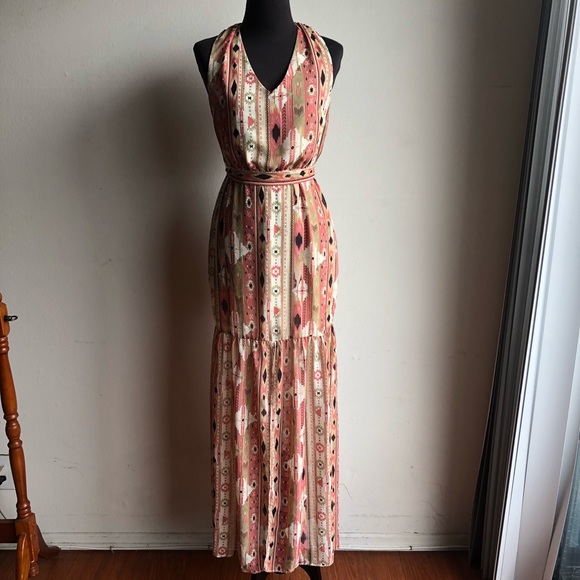 Kaitlyn Dresses & Skirts - Kaitlyn sz S Navaho maxi dress